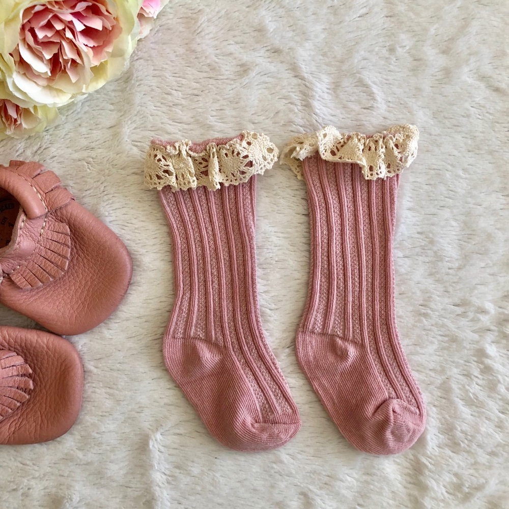 ✨SOLD✨Toddler Knee High Ruffle Lace Socks